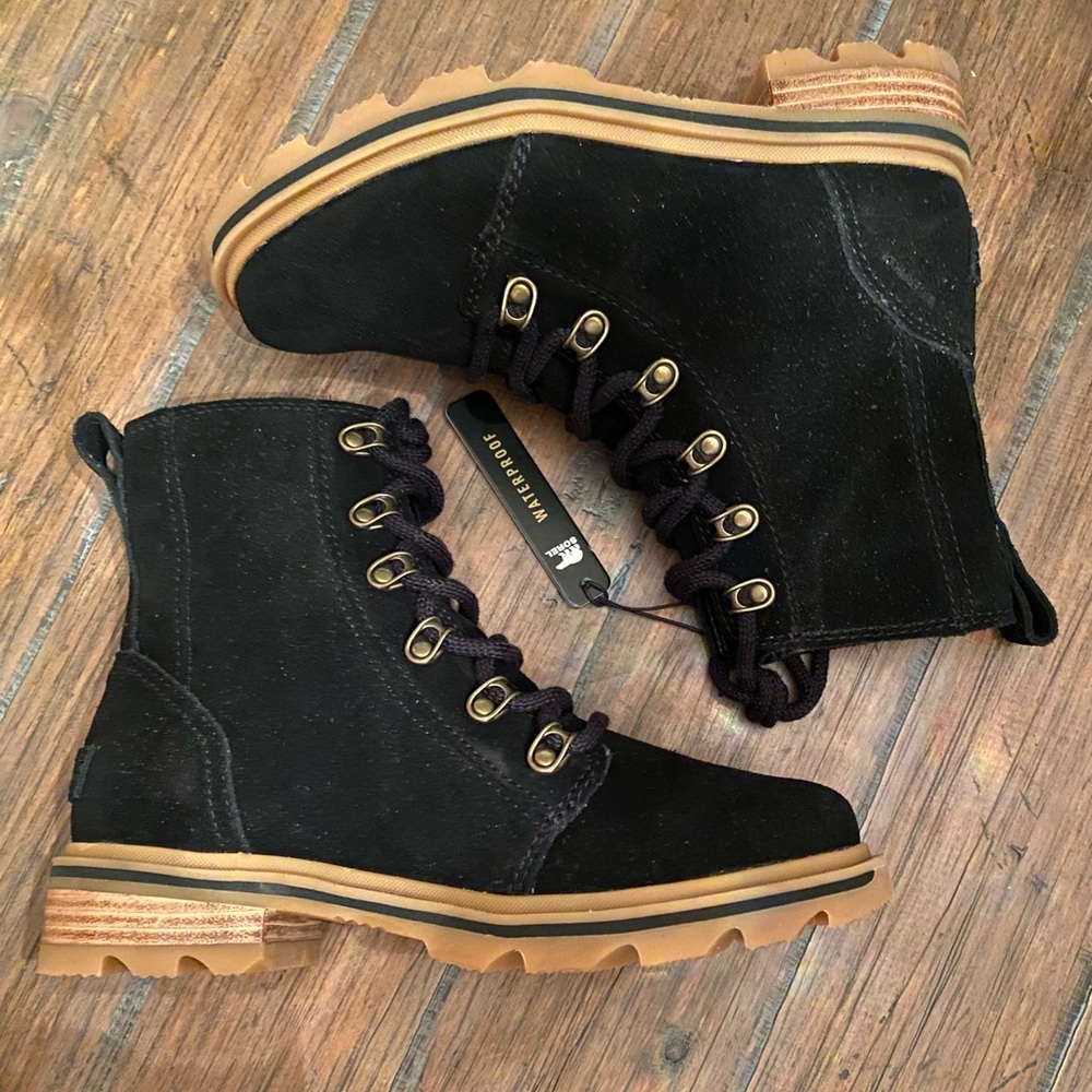 Sorel Black Suede Lace Up Boots Size 6 High Quality NWT Retail $178